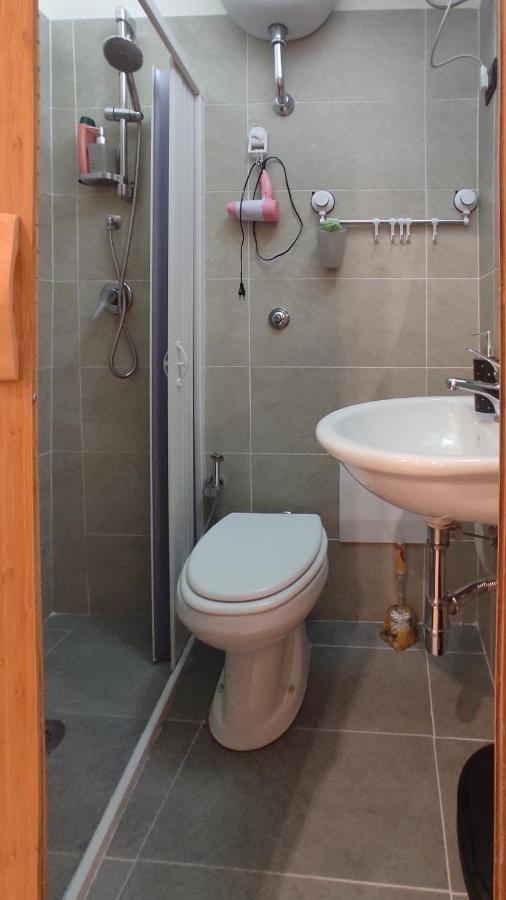 Tra Il Bosco E L'Orto Appartement Napels Buitenkant foto
